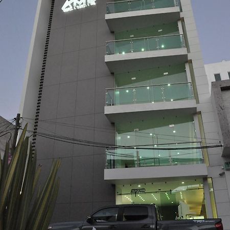 Amd Hotel Сан Хуан де лос Лагос Екстериор снимка