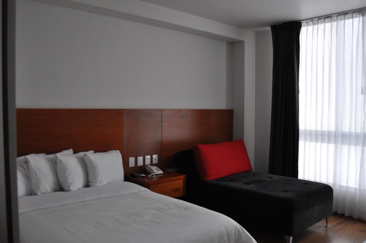 Amd Hotel Сан Хуан де лос Лагос Екстериор снимка